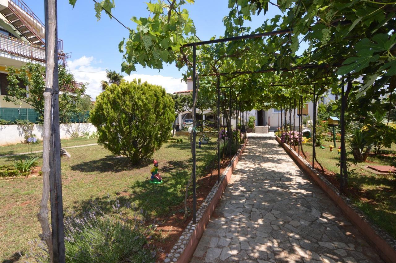 Apartments Mariza Poreč Exterior foto